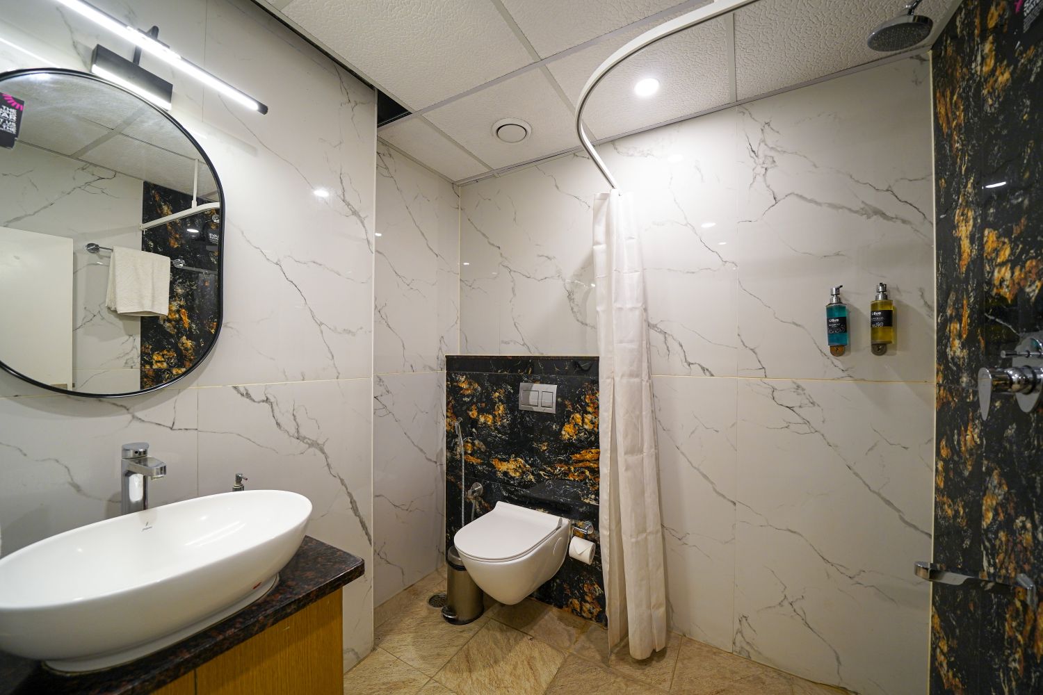 Basic room restroom (3)