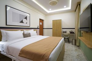 13 Basic room