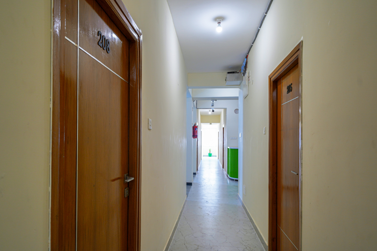 3 Room entrance