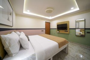 8 Standard room