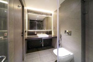 Executive washroom 4