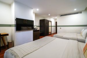 Family room (1)