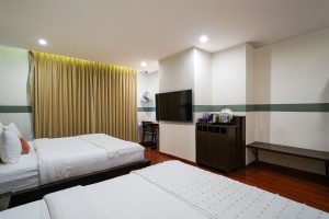 Family room (4)