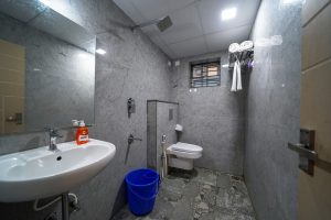 Four bed Restroom (1)