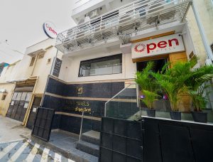 Open logo facade (5)