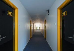 Room entrance (2)