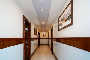 Room entrance (2)