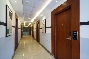 Room entrance (3)