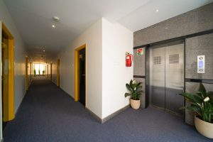 Room entrance (4)