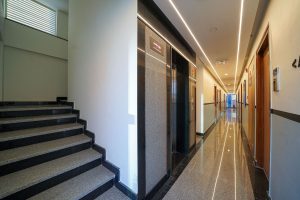 Room entrance (5)