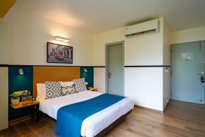 Standard room (2)