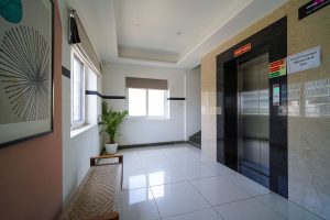 lift lobby (2)