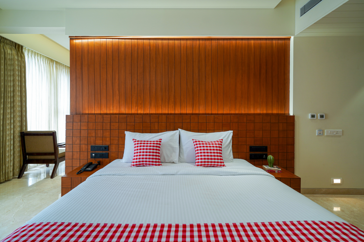 25 Suite room 2