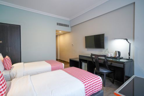 29 Standard twin room 4