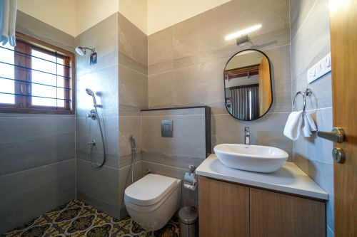 33 3BHK (room 3) restroom 6