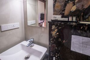 Bathroom amenities
