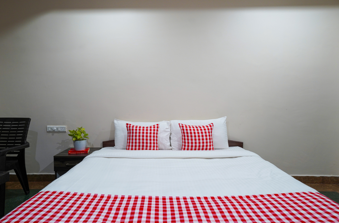 26 Standard king room 2