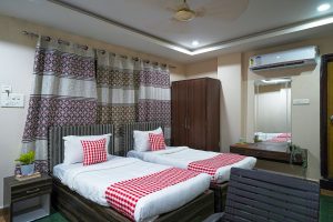 Deluxe Twin room (2)