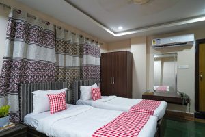 Deluxe Twin room (3)