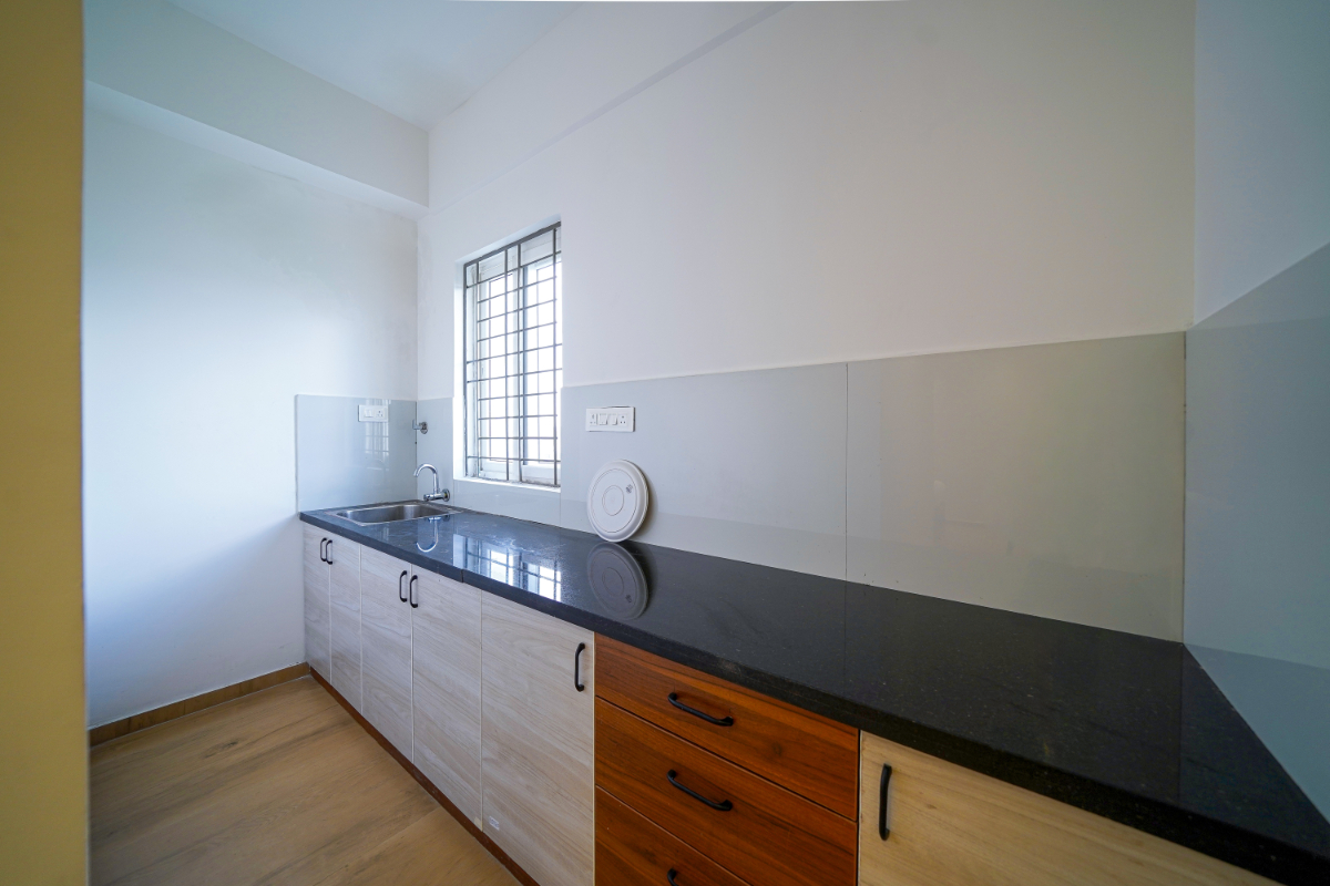 14 Suite room Kitchen 8