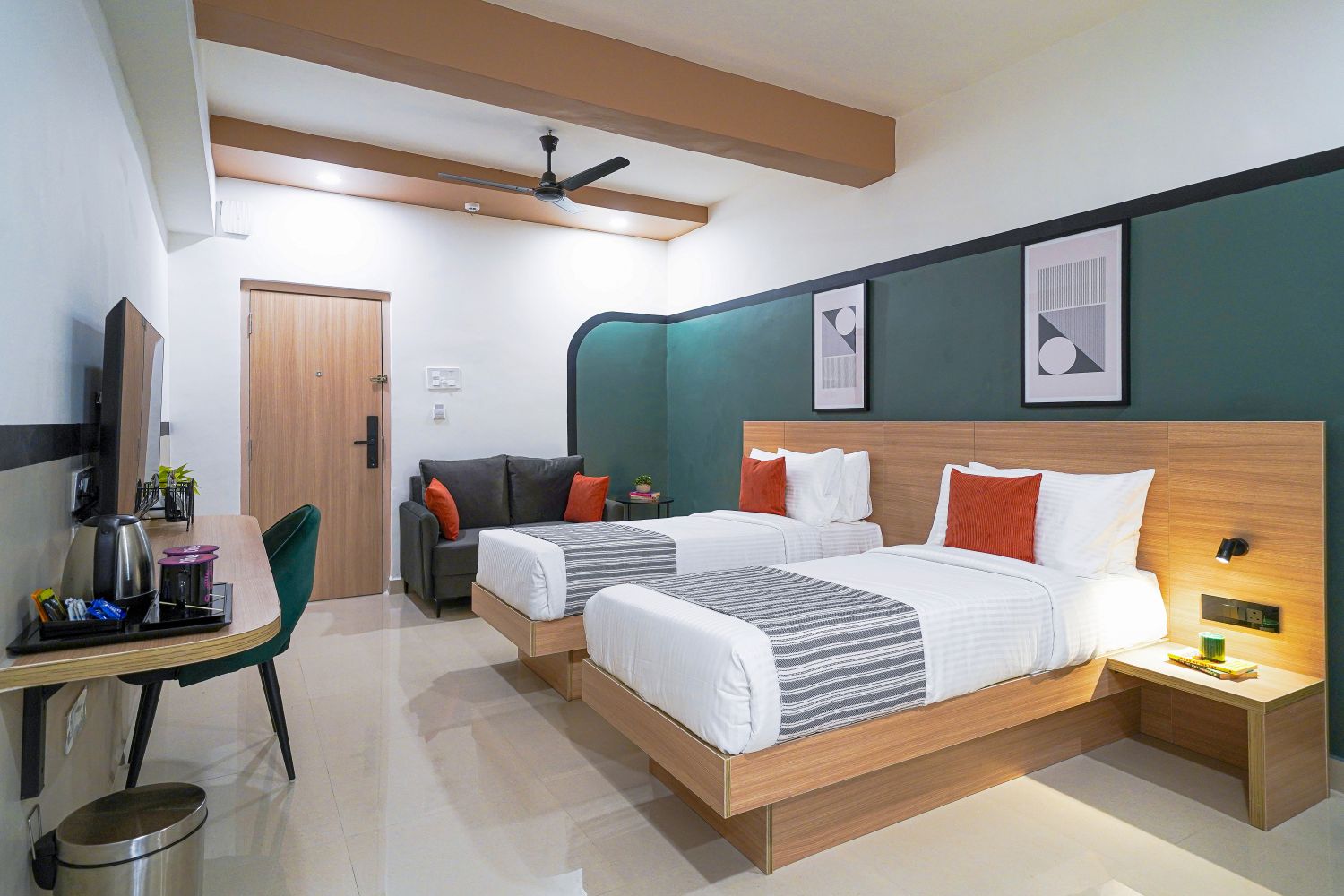 Executive Twin room (2)