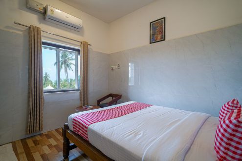 1 BH Sea View room (1)