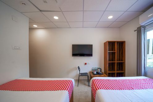 Quadruple Family room (4)