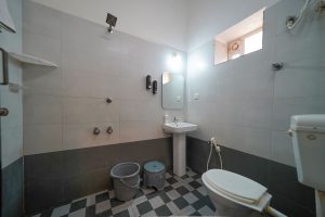 1 BH Sea View Restroom (8)