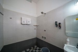 1 BH Sea View Restroom (9)