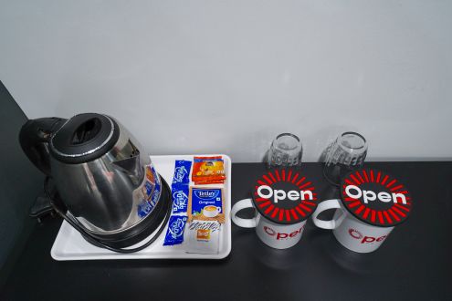 18 King Premier Amenities