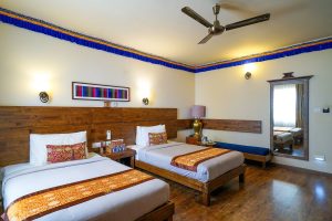 King Studio Twin bed (3)