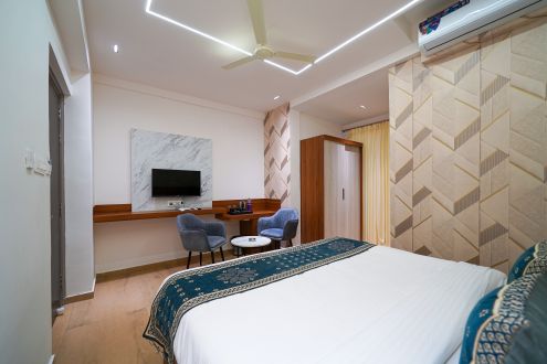 Standard room (2)