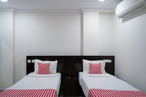 Suite Twin room (2)