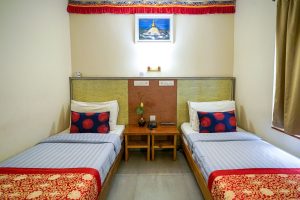 Superior Twin room (3)