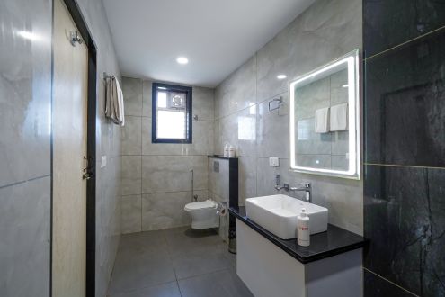 Deluxe room (8)
