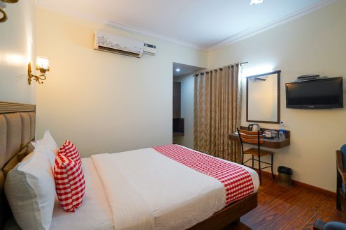 Deluxe room (1)