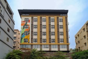 Facade (7)