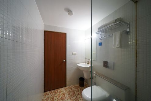 Twin room (7)