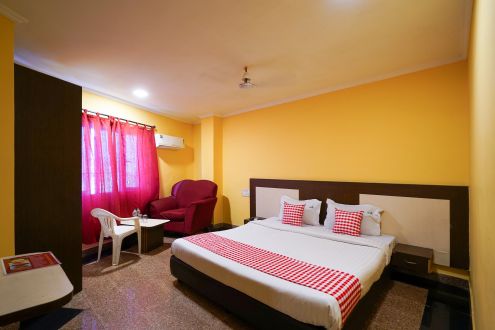 Deluxe Room (1)