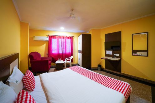 Deluxe Room (4)