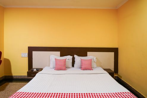 Deluxe Room (7)