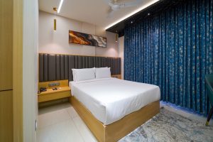 Deluxe room (1)