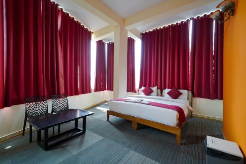 Deluxe room (1)