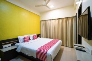 Deluxe room (2)