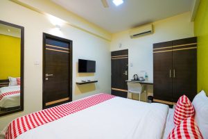 Deluxe room (8)