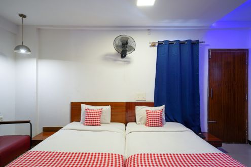 Twin room (5)