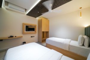 Twin room (5)