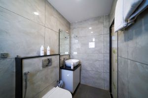 Twin room (6)