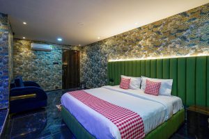 VIP Suite Room (2)
