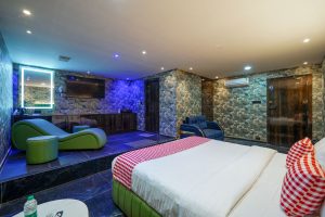 VIP Suite Room (3)
